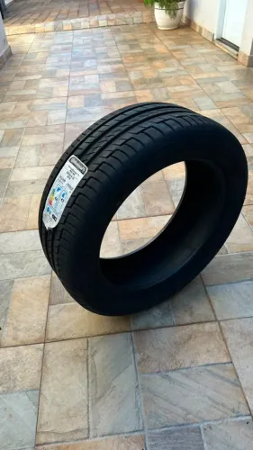 Pneu Continental 235/50/19 Run Flat NOVO