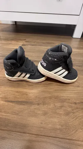 Tênis adidas original infantil