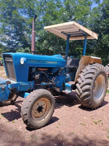 Trator Ford 6600