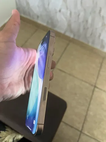 iPhone 16 pro *