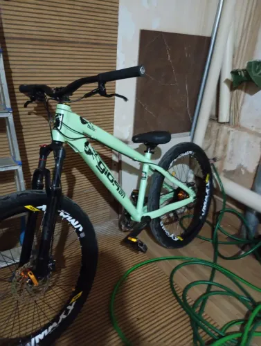 Gios 4 Trix verde água (somente o quadro)