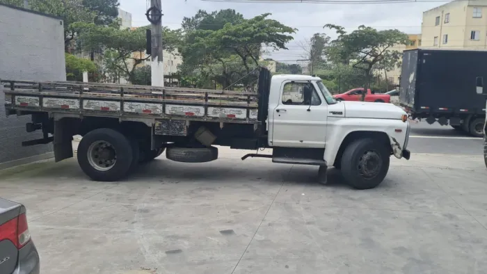 Caminhao F 14.000