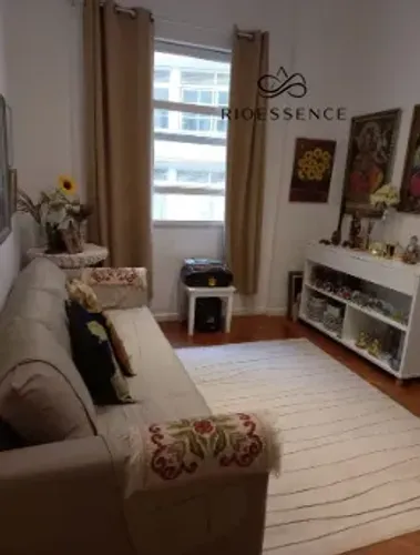 Apartamento residencial à venda em Copacabana com 1 suíte e portaria 24h