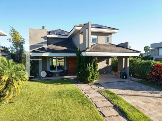 Casa À Venda no Condomínio Villagio