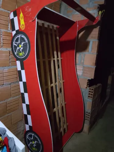 Cama de carros solteiro sem colchão 