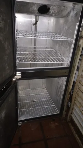 Frizzer inox 650 litros