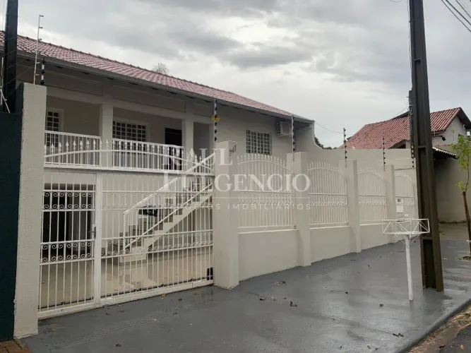 Casa para locação no Jardim Universitário, com 3 quartos, sendo 02 suítes com 290 m²