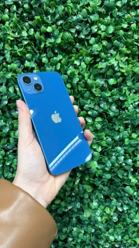 iPhone 13 - 128gb