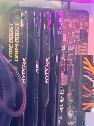 Vendo memória ram 2x8b 2666mhz