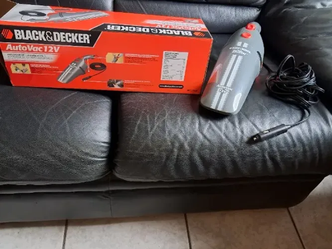 ASPIRADOR DE PÓ PARA AUTO 12 V MARCA BLACK & DECKER