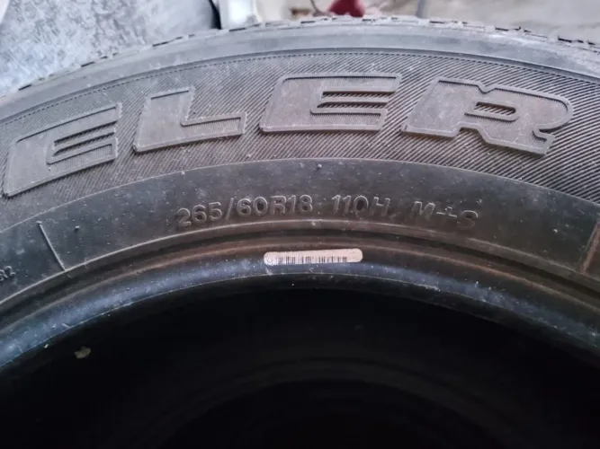 Pneu para hilux ou similares