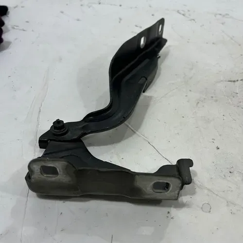 Dobradiça Capô Jeep Compass 2018 2019 2020 2024 esquerda
