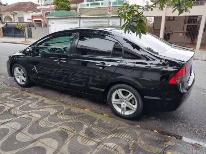 Honda Civic Sedan EXS 1.8/1.8 Flex 16V Aut. 4P 2010