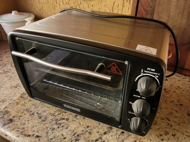 Mini forno elétrico