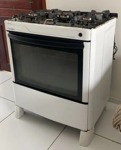 FOGÃO 5 BOCAS COM VIDRO QUEBRADO