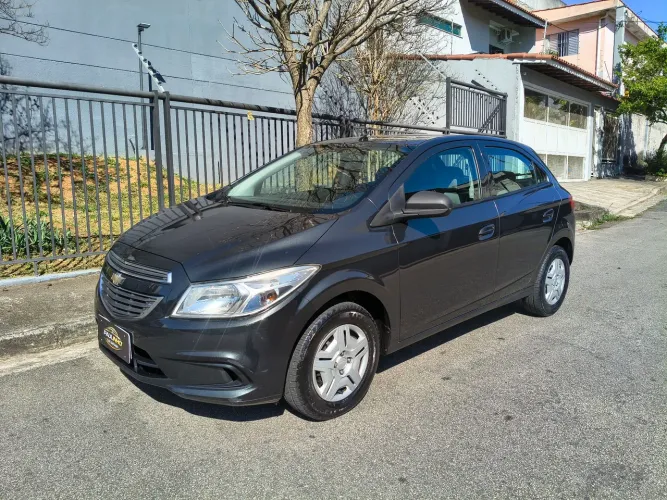 Chevrolet Onix Hatch LT 1.0 8V Flex Power Mec. 4P 2016