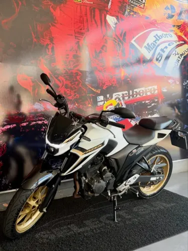 FZ25 250 FAZER CONNECTED BRANCA 2025/2025