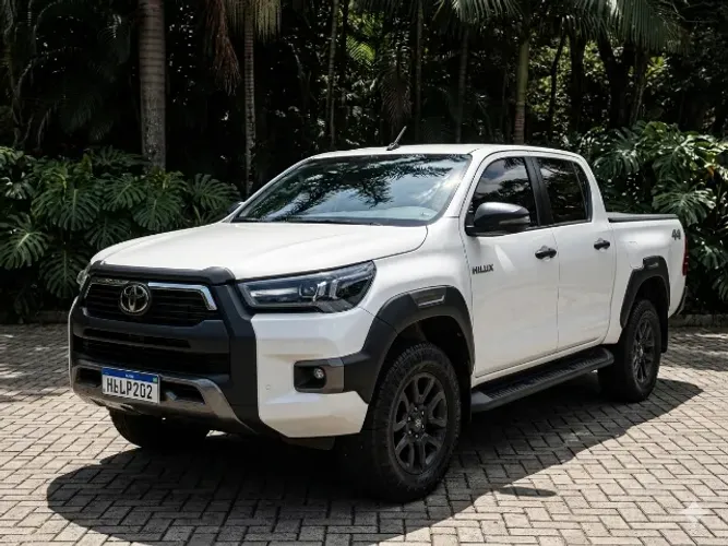 Toyota Hilux CD Conquest 4X4 2.8 Die.aut 2023