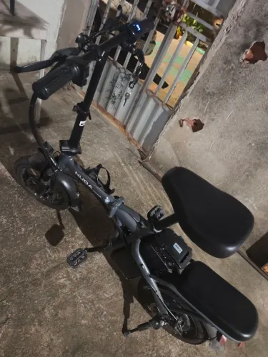 Bicicleta Elétrica Nuda (4 meses de uso)