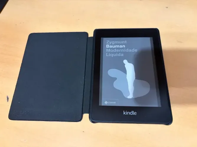 Kindle Paperwhite 10ª Geração 8GB (À Prova D'água) + Capa de Tecido