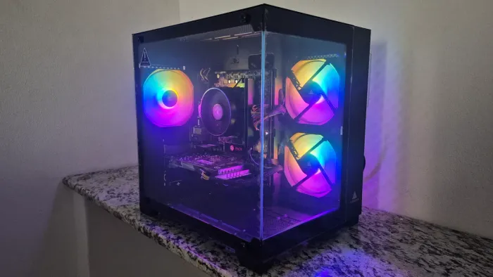 PC Gamer Ryzen 5 5500 | RX 580 8Gb | 32Gb RAM | SSD 480Gb