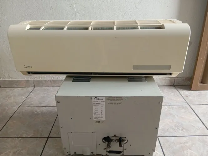 Vendo ar condicionado Midea 