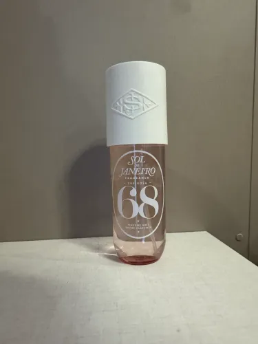 Perfume Sol de Janeiro Cheirosa 68