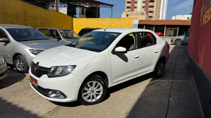 Renault Logan Expression Hi-flex 1.6 8V 4P 2015