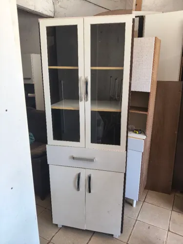 Multiuso pra quarto