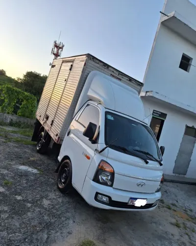 Hyundai HR