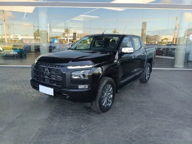 Mitsubishi TRITON HPE 2.4 CD 4X4 TB Diesel Aut. 2026