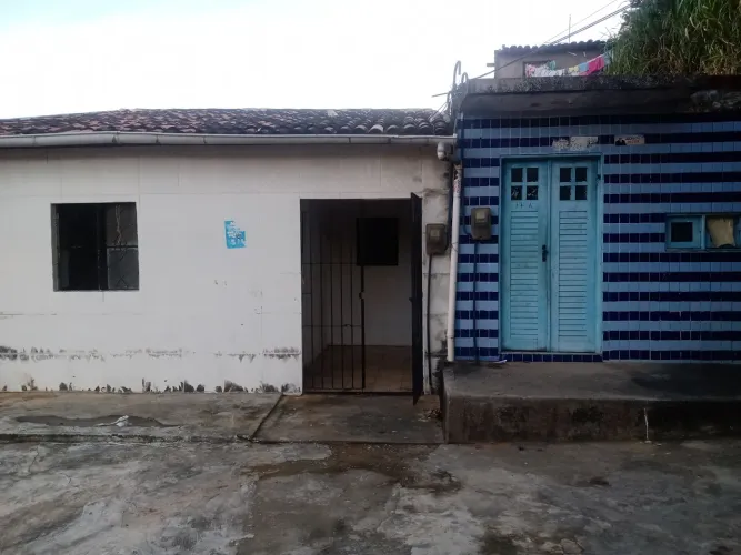 Vendo 2 Casa pô 65.mil no início da grota do Rafael Jacintinho 