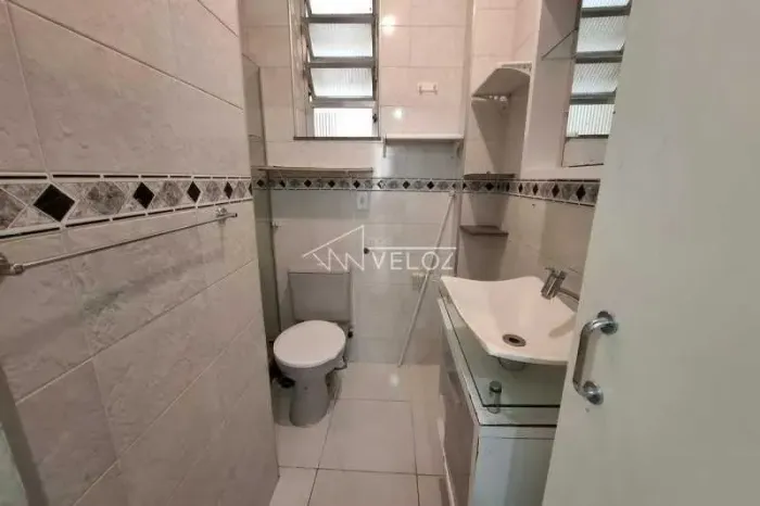 Apartamento : / Residencial / Centro
