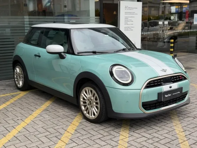 Mini Cooper 2.0 16V Twinpower Gasolina S 2P Steptronic 2025