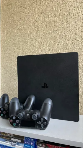 PS4 SLIM
