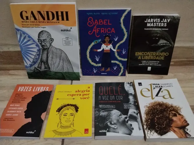 Lote Combo 7 Livros Novos - Inclui HQ Gandhi, Biografias E Cultura