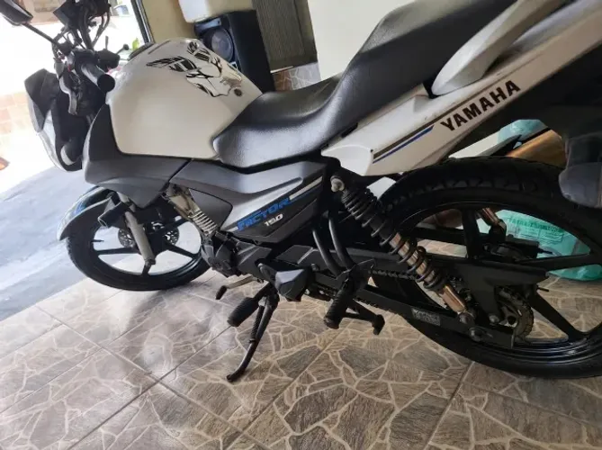 YBR FACTOR 150 ED BRANCA