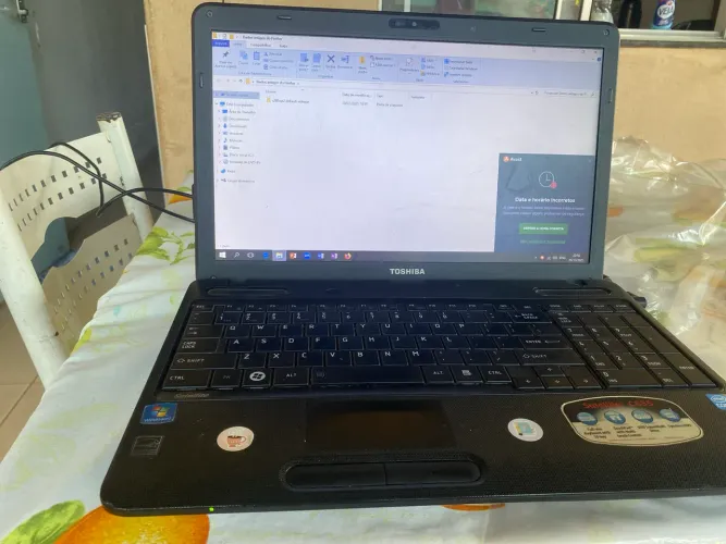 Notebook usado Toshiba