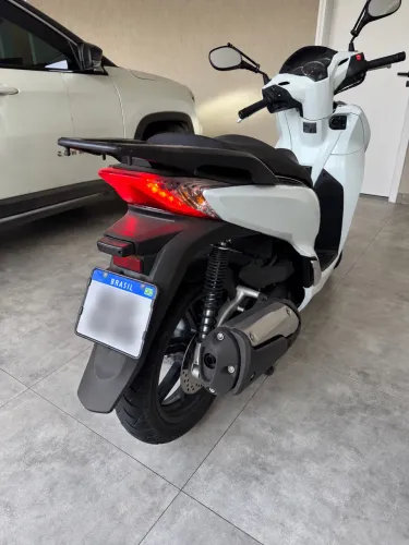 Scooter 300 Honda SH300