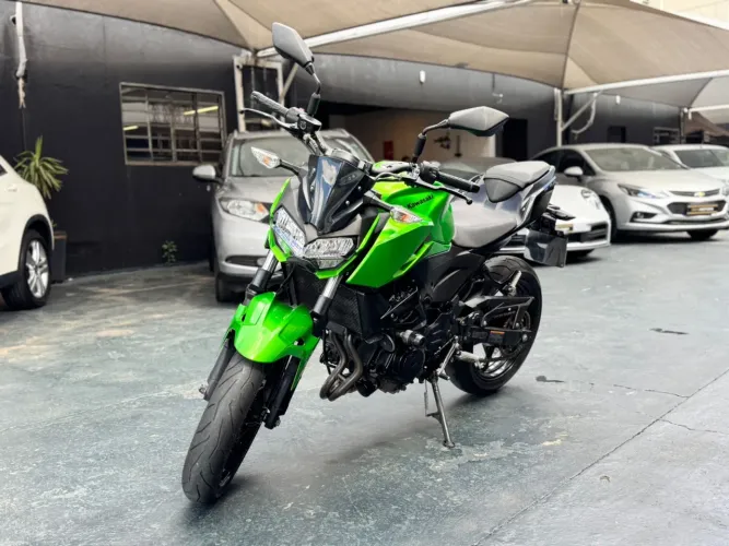 Kawasaki Z400 2023/2023 | Apenas 16.000 km | R$ 27.900