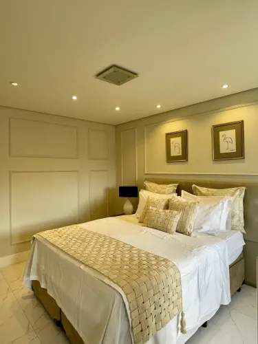 Cama de casal com Baú - OPORTUNIDADE!!! 