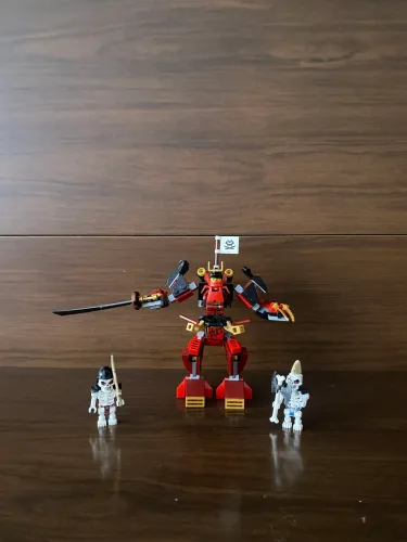LEGO Ninjago - Legacy - Robô Samurai