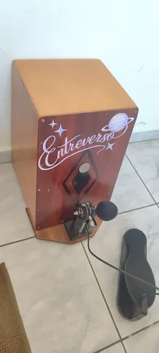 Cajon com pedal / pedal Jhamma estado de novo