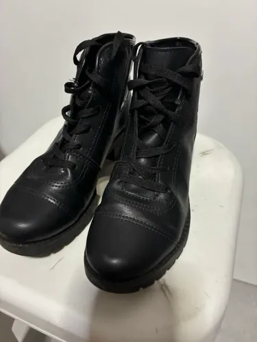 Bota infantil feminina
