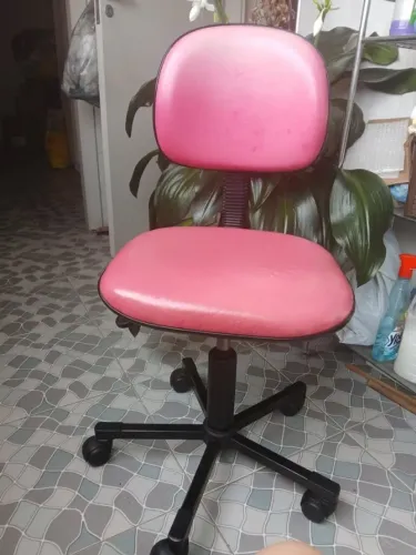 Cadeira giratória para escrivaninha
