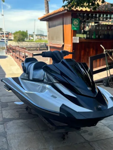 Vendo cota de jet ski Yamaha 1100 ano 2015 