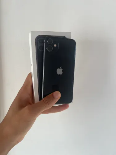 iPhone 11