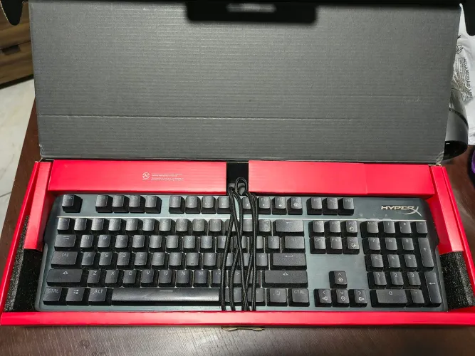 Teclado ALLOY HYPERX