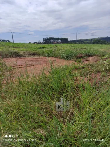 Terreno em condomínio fechado - Villa de Leon II