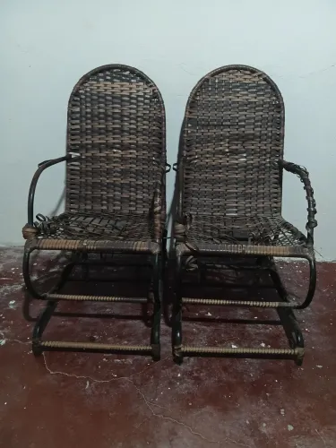 Cadeira de balanço com palha para reforma